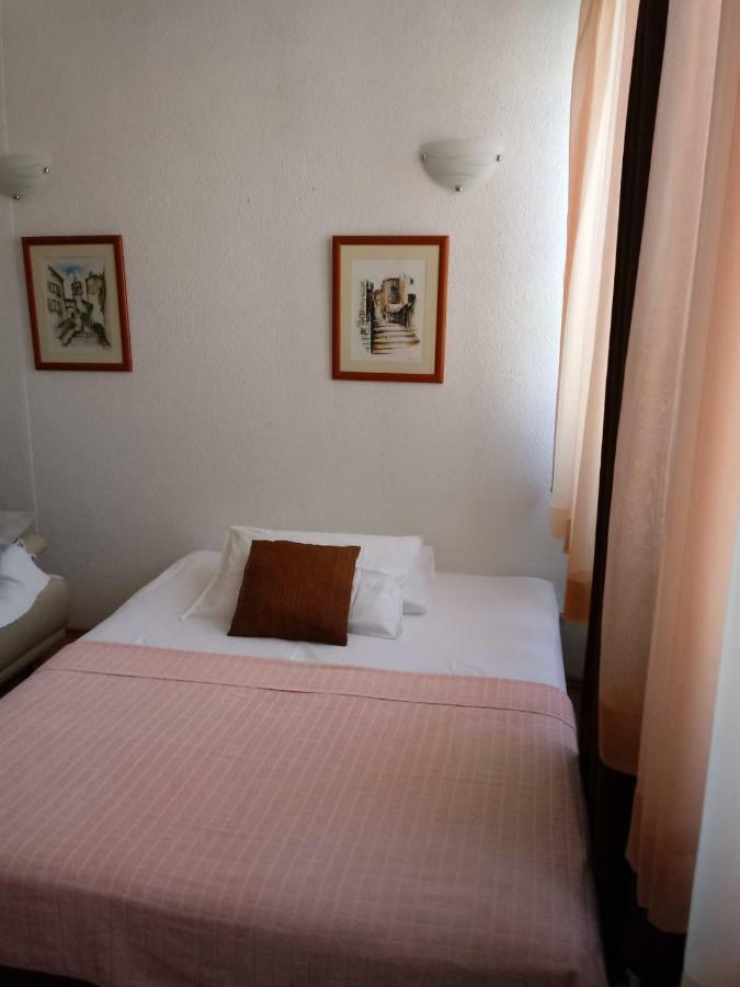Apartments Centar - Mirjana Makarska Buitenkant foto