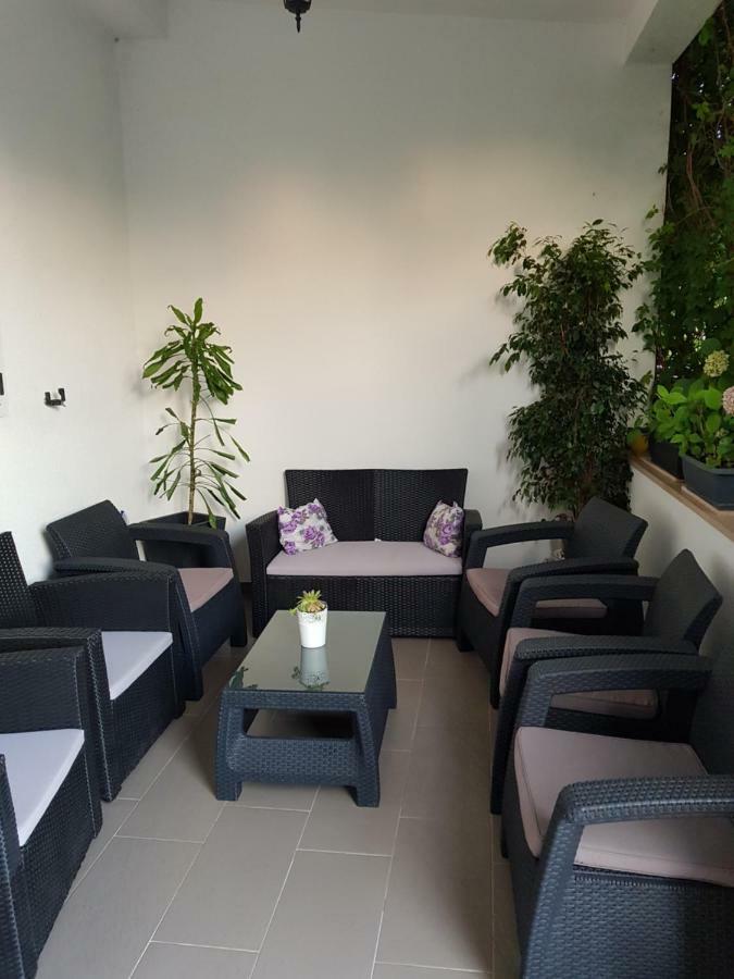 Apartments Centar - Mirjana Makarska Buitenkant foto