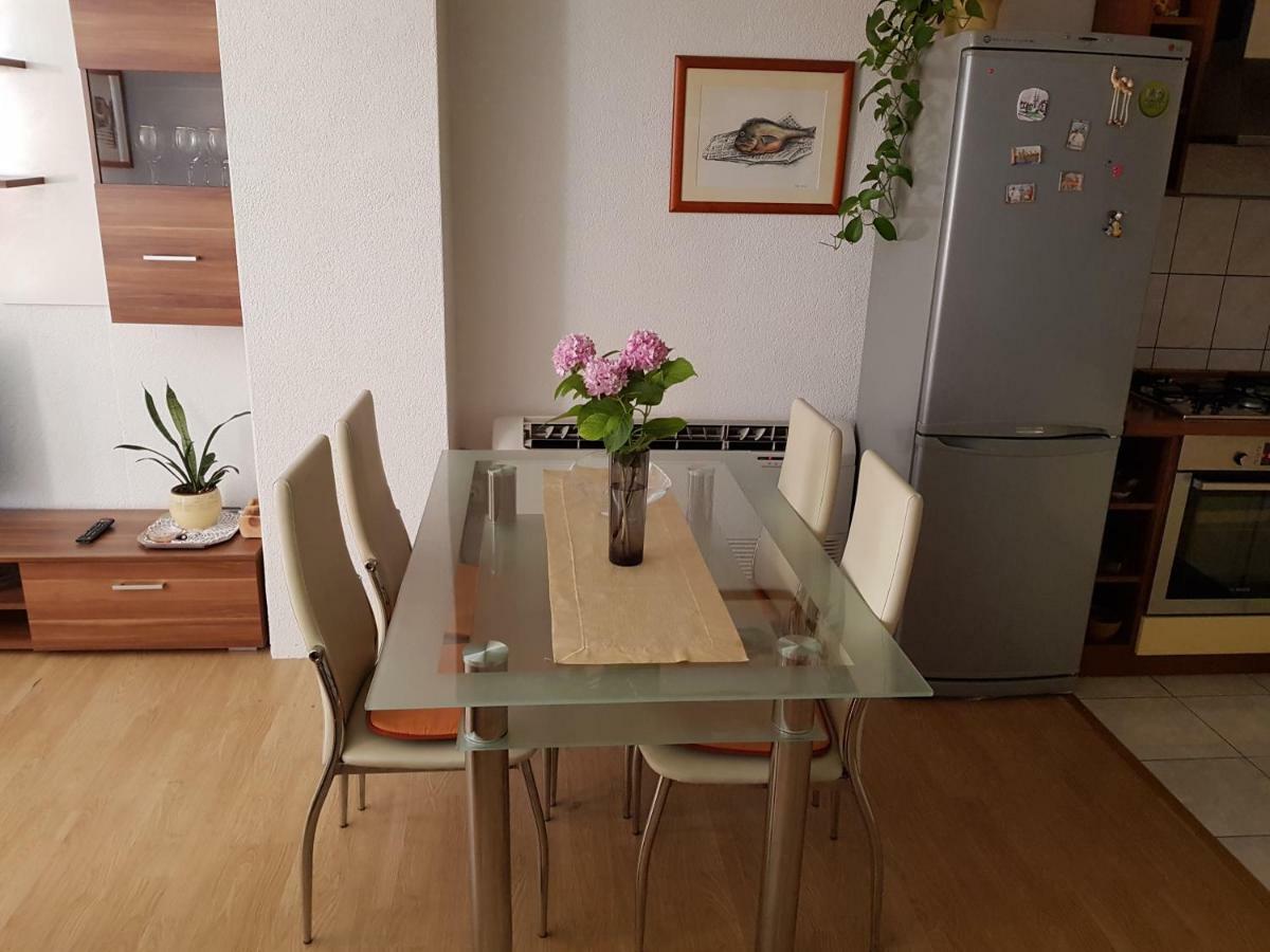 Apartments Centar - Mirjana Makarska Buitenkant foto
