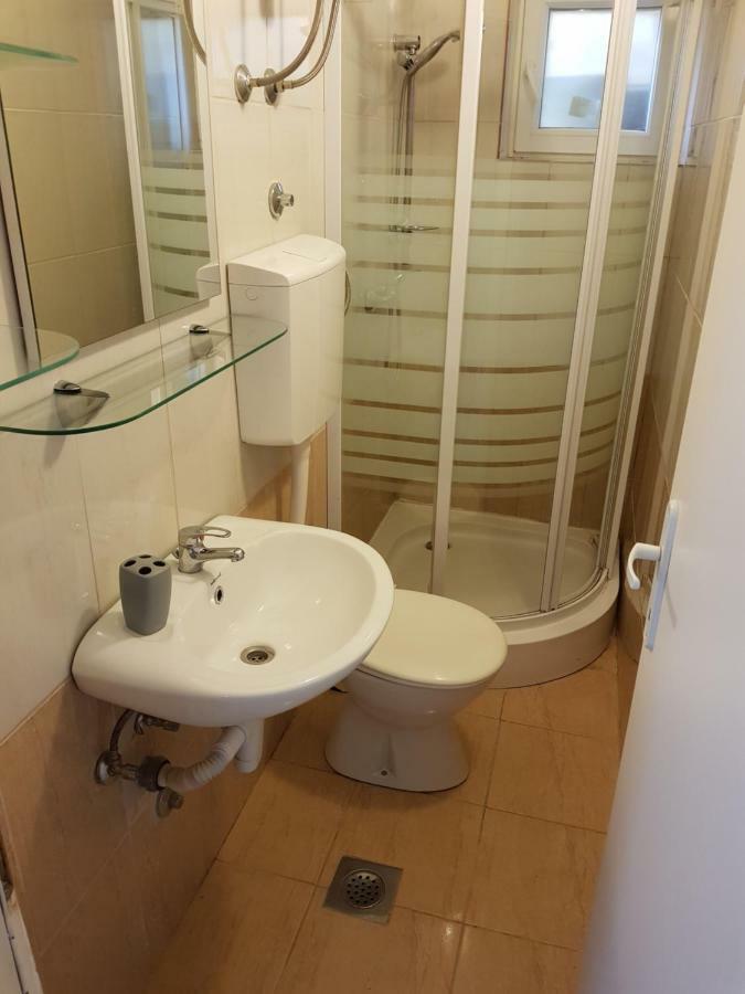 Apartments Centar - Mirjana Makarska Buitenkant foto
